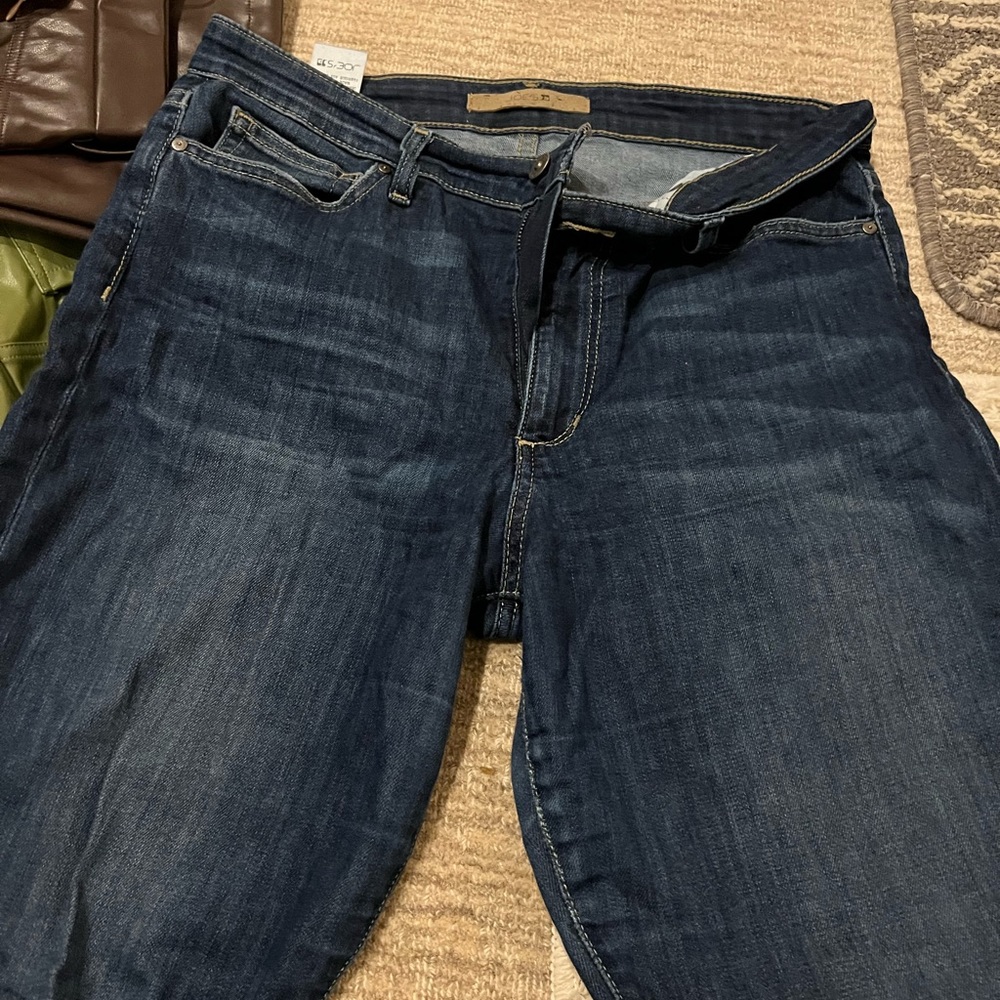 Joes medium wash jeans